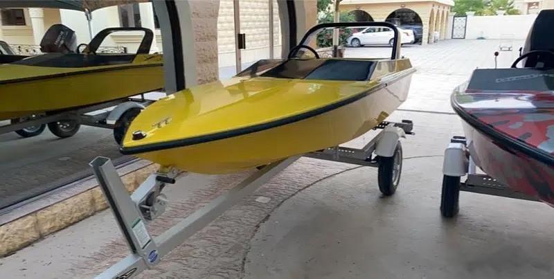 Mini speed boat