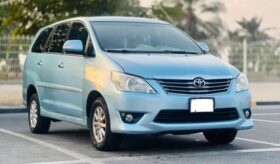 Toyota Innova 2012