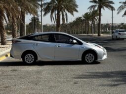 Toyota Prius 2017 full