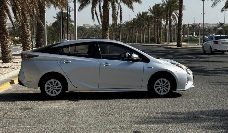 Toyota Prius 2017 full