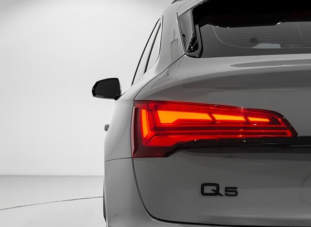 Audi Q5 2022 full
