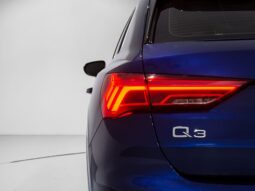 Audi Q3 2022 full