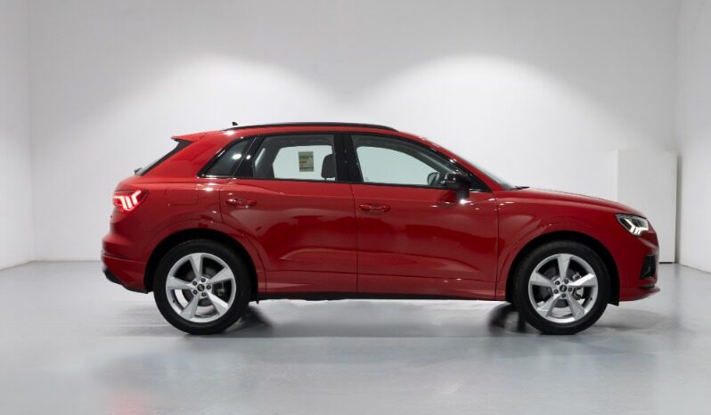 Audi Q3 2023 full