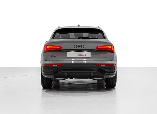 Audi Q5 2022 full