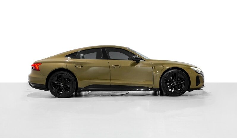 Audi e-tron GT 2023 full