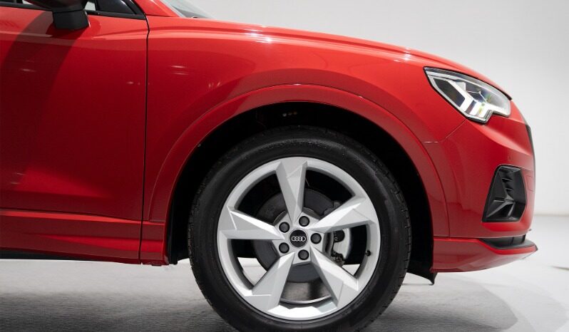 Audi Q3 2023 full