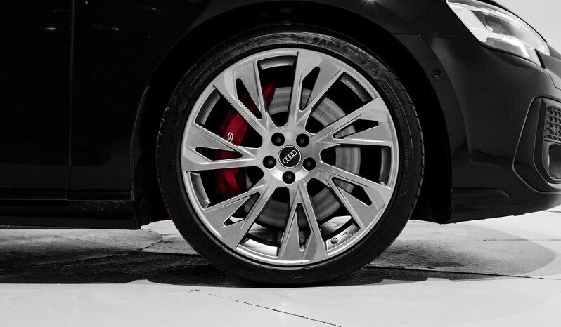 Audi S8 2023 full