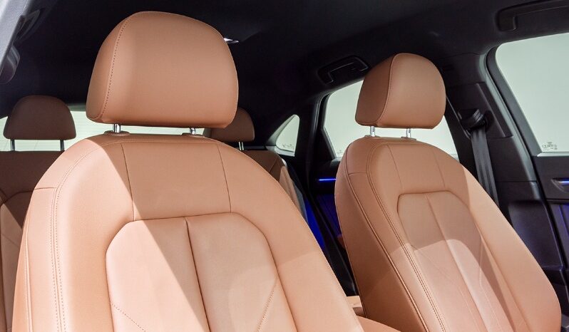 Audi Q3 2022 full