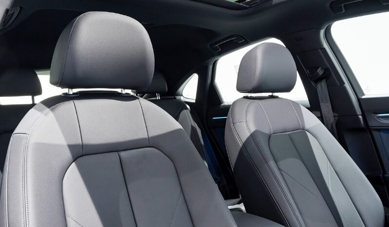 Audi Q3 2023 full
