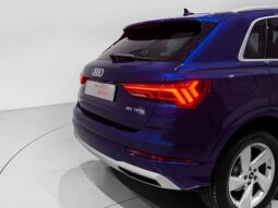 Audi Q3 2022 full