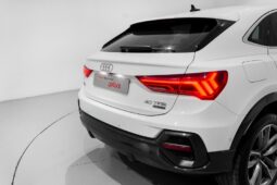 Audi Q3 2022 full