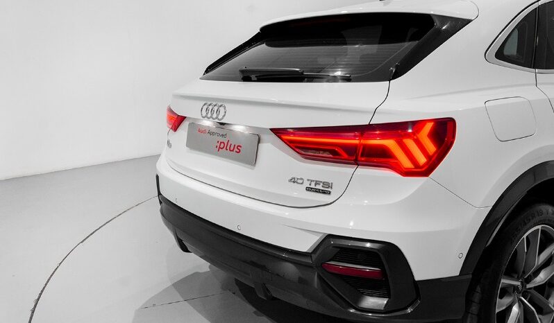 Audi Q3 2022 full