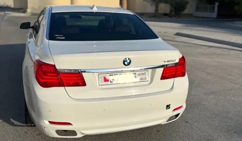 BMW 740i 2012 full