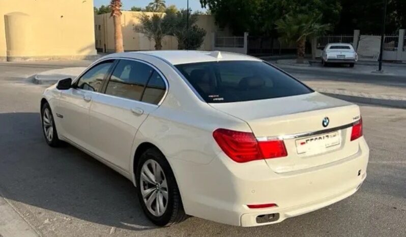 BMW 740i 2012 full