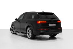 Audi Q7 2022 full