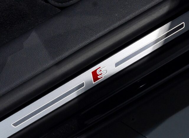 Audi Q8 2023 full