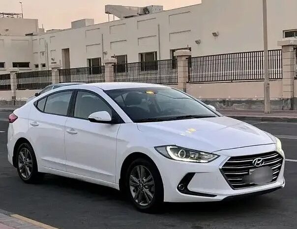 Hyundai Elantra 2018 full