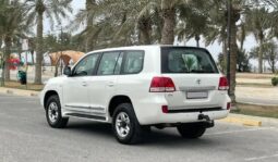 Toyota Land Cruiser 2010 full
