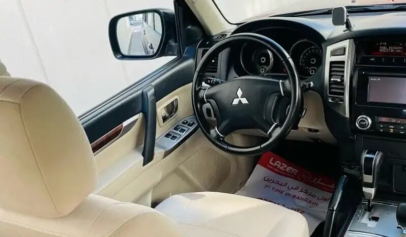 Mitsubishi Pajero 2017 full