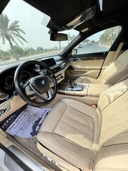BMW 750i 2016 full