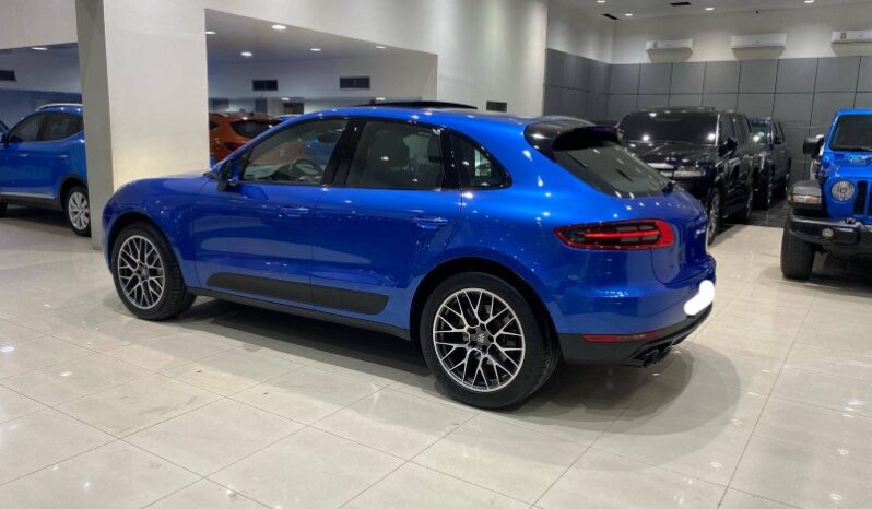 Porsche Macan 2016 full