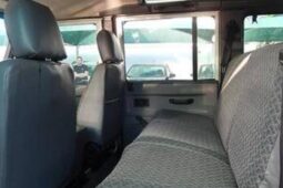 Land Rover Defender 110 2000 full