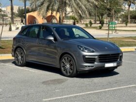 Porsche Cayenne GTS 2016