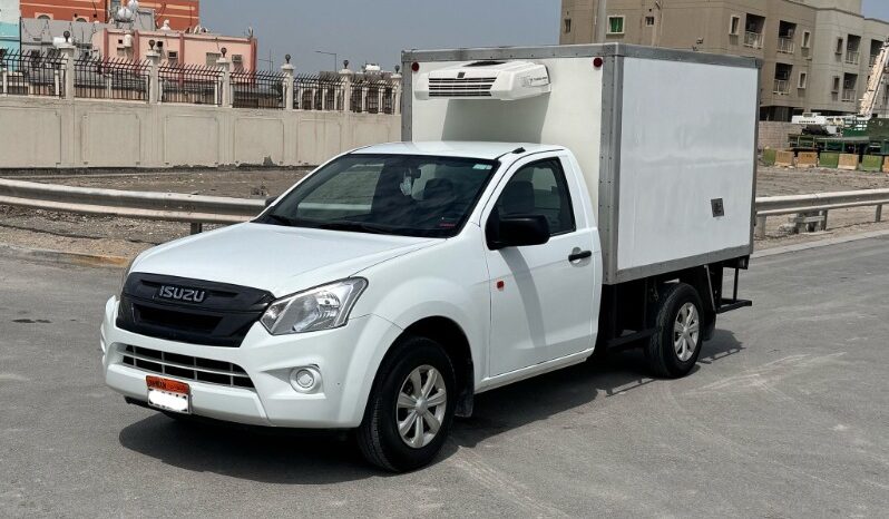 Isuzu Pickup 2021 full