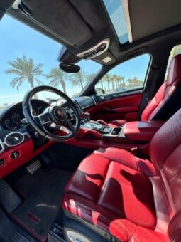 Porsche Cayenne GTS 2016 full