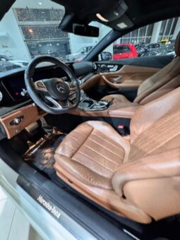 Mercedes Benz E300 2017 full