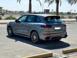 Porsche Cayenne GTS 2016 full