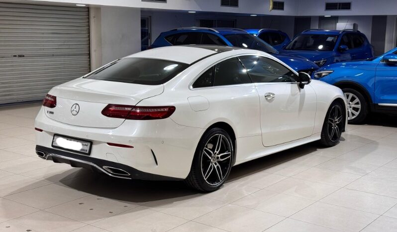 Mercedes Benz E300 2017 full