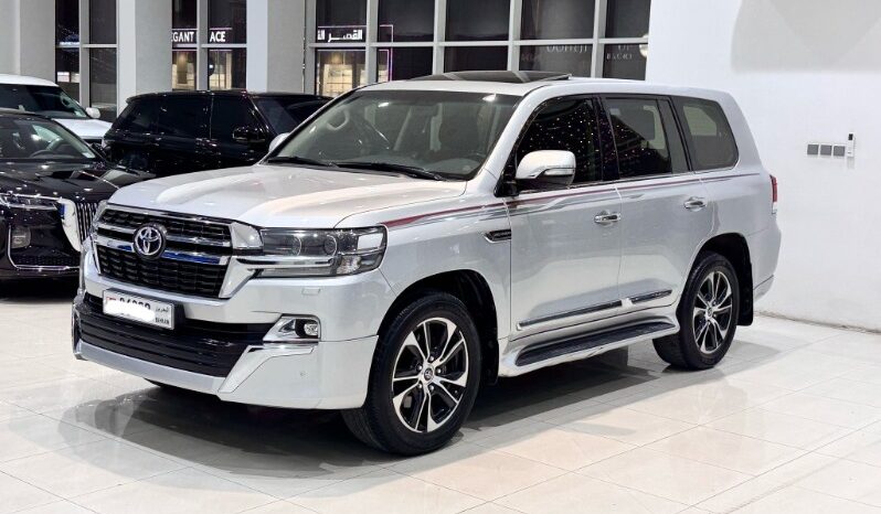 Toyota Land Cruiser 2021 full