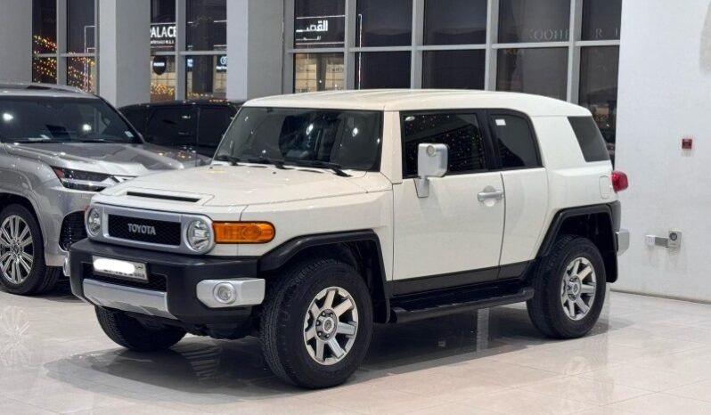 Toyota Fj Cruiser 2022 full