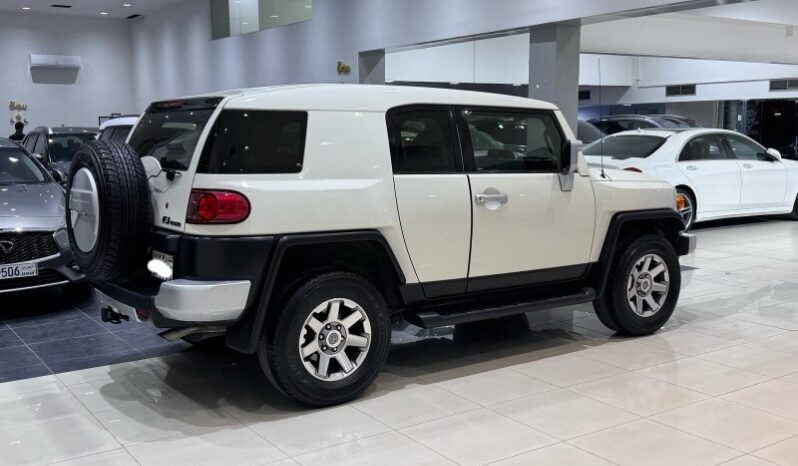 Toyota Fj Cruiser 2022 full
