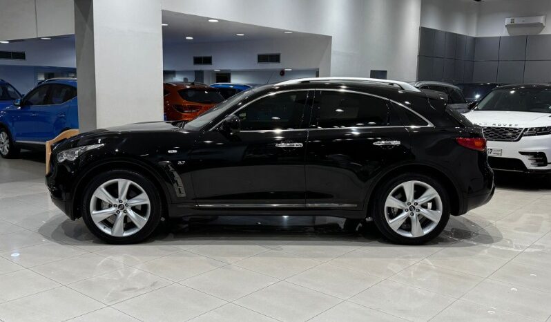 Infiniti QX70 2016 full