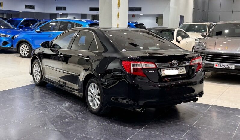 Toyota Camry 2012 full