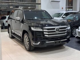Toyota Land Cruiser 2023