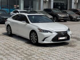 Lexus Es350 2019