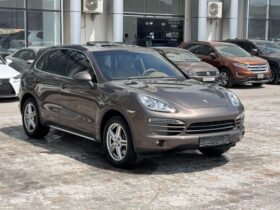 Porsche Cayenne 2014