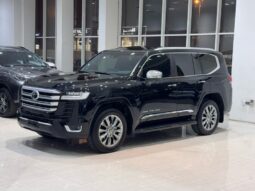 Toyota Land Cruiser 2023 full