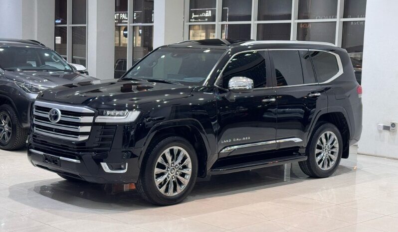 Toyota Land Cruiser 2023 full