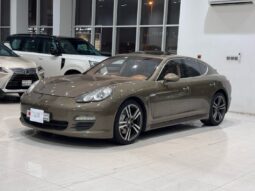 Porsche Panamera 2012 full