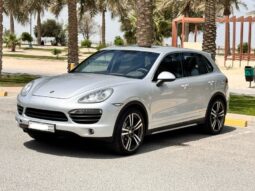 Porsche Cayenne S 2014 full