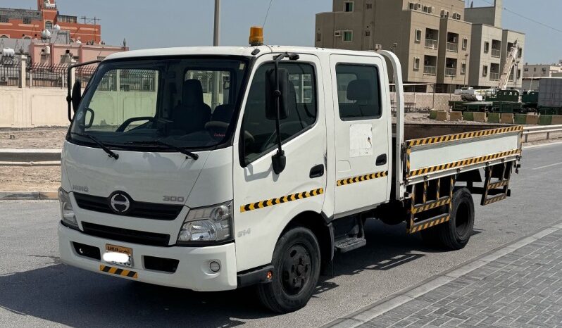Hino 300 2017 full