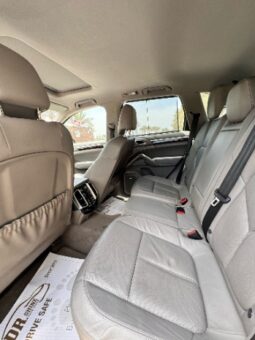 Porsche Cayenne S 2014 full