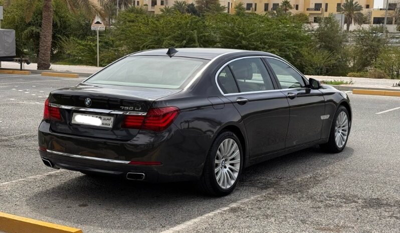 BMW 750i 2013 full