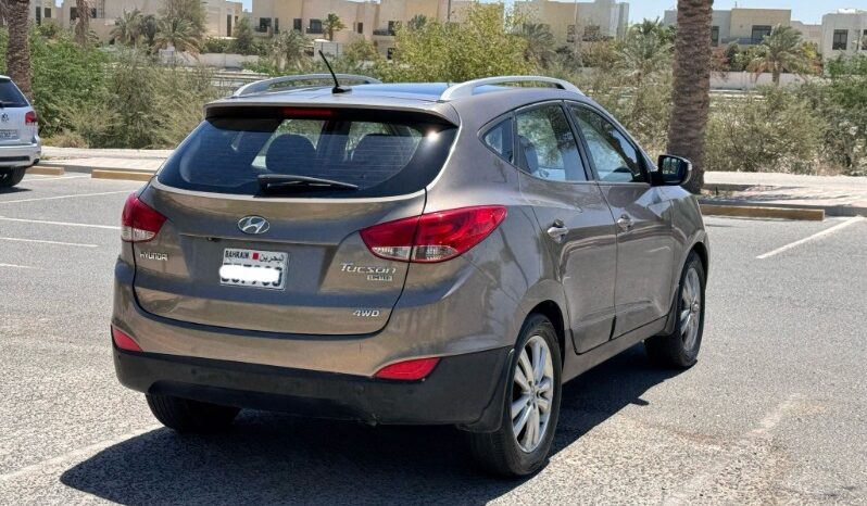 Hyundai Tucson 2013 full