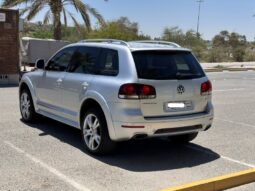 Volkswagen Touareg 2010 full