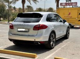 Porsche Cayenne S 2014 full
